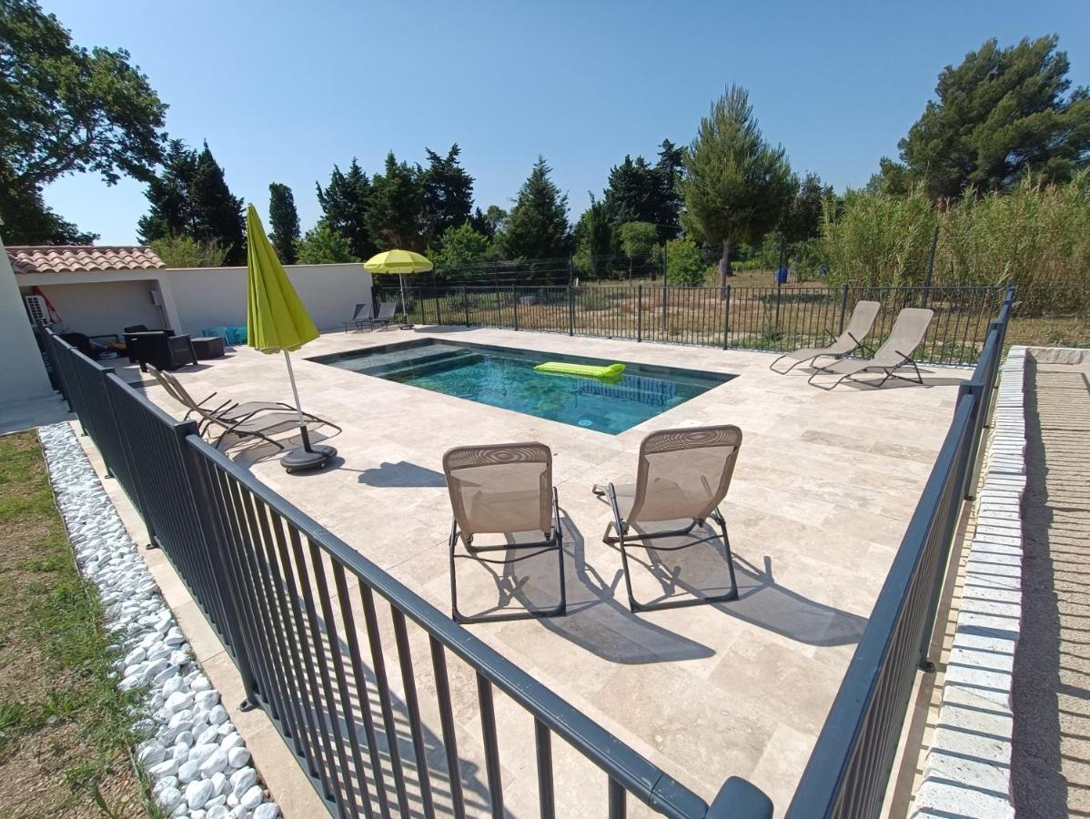 Maison Independante Avec Piscine, 10Min Avignon Pujaut Extérieur photo
