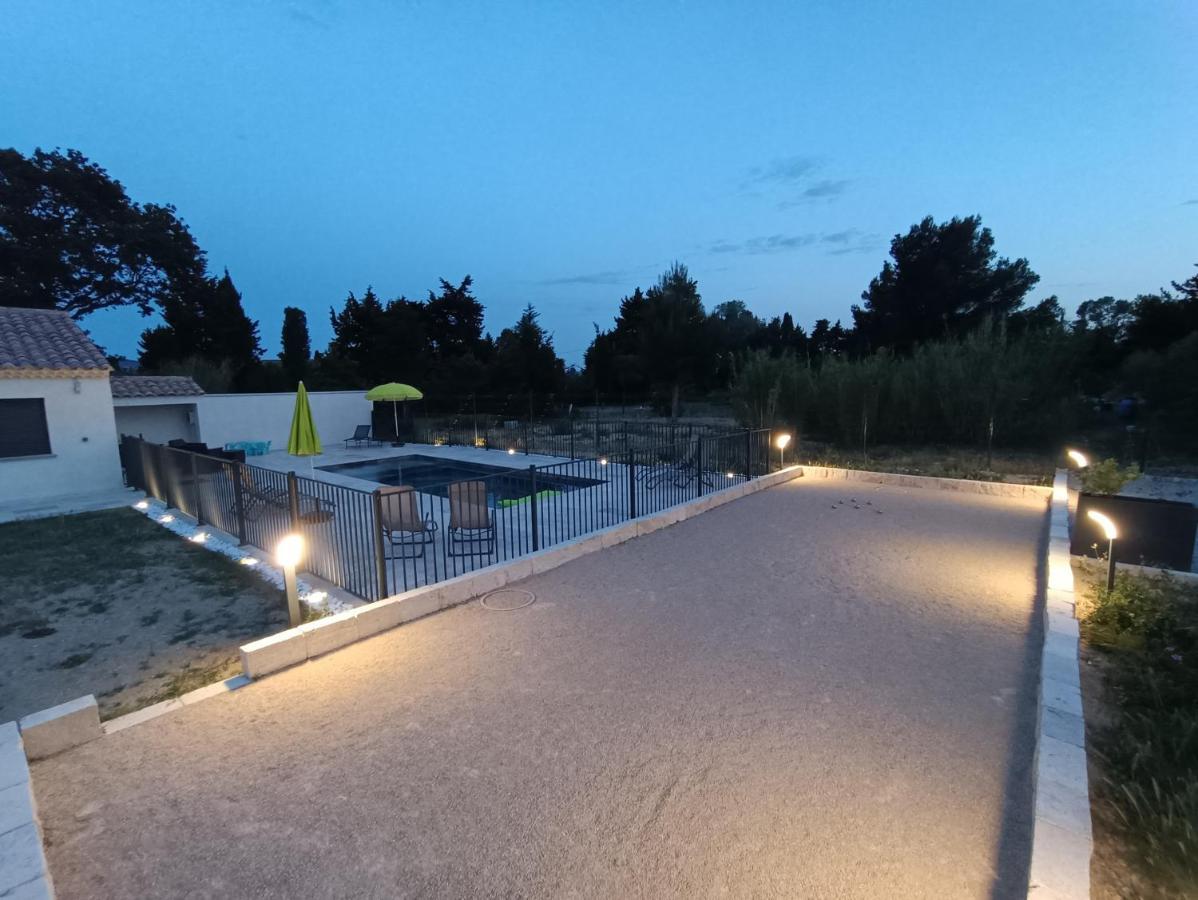 Maison Independante Avec Piscine, 10Min Avignon Pujaut Extérieur photo
